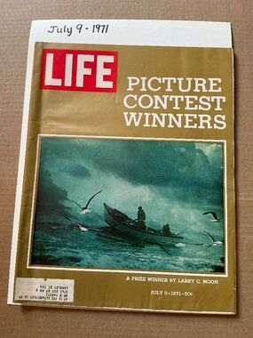 Vintage Life Magazine July 9, 1971 Picture Contest Winners Cover Vitamin C Mania